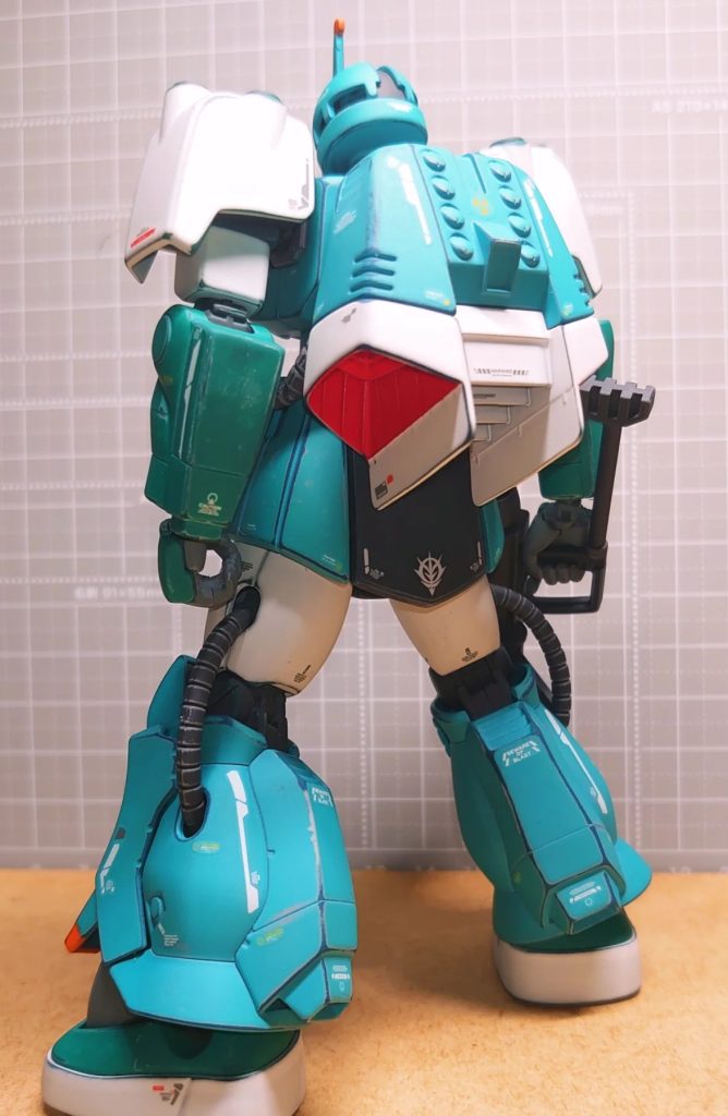 ヤれ感は適当に出そうと努力しましたwいちおザクもモノアイ可動にしてます。