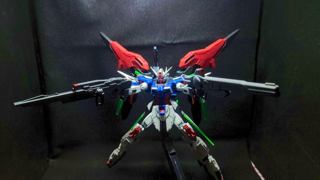 ビームライフル&レールガンビームライフルは、デスティニーのビームライフルに、名無し砲や鉄血のMSオプションセット7のレールガンを切った貼ったしています。レールガンは言わずもがな、皆大好き試製35式改レールガンそのままです。