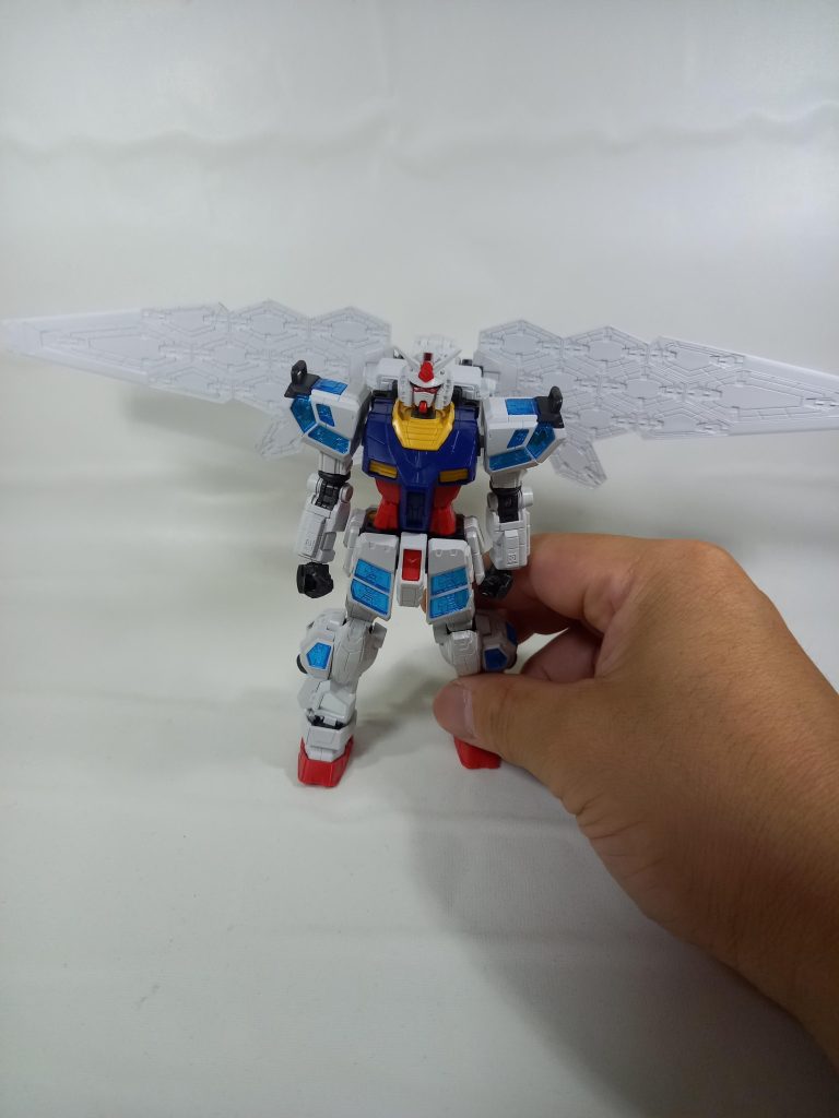 万博ガンダム–3枚目/制作者：disk