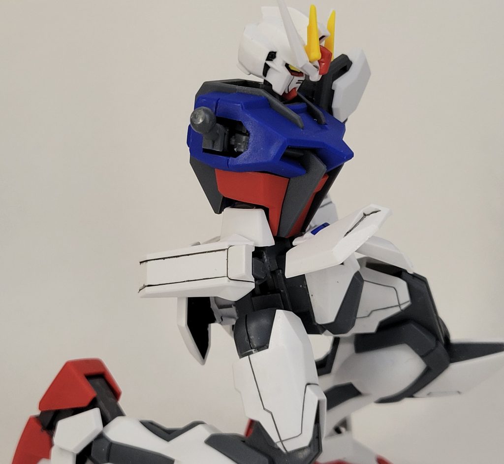 肘、肩、股関節をHGCEライトニングバスターから移植しました。 以下適当にポーズを付けてみたやつを