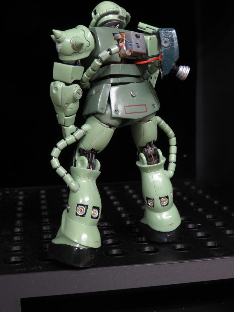 ランドセルを開けるとここに電池ユニットが入っています