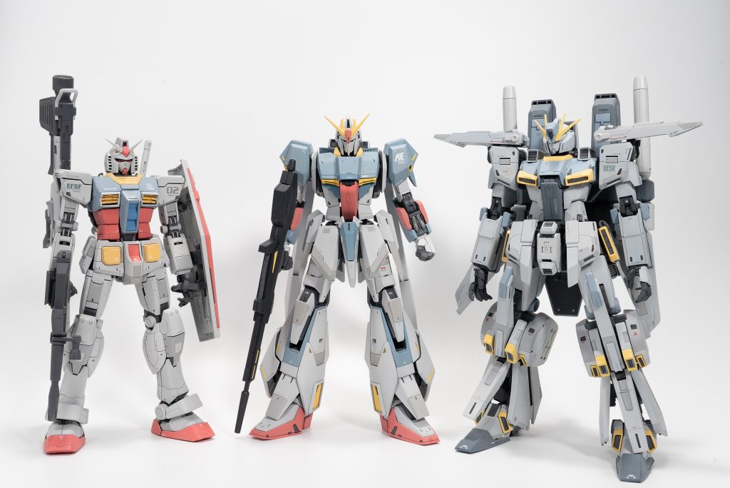 初代ガンダム、Zガンダム、ガンダムZZ（FAZZの中の人だけど）のスリーショット。連作として作っていましたが、１年ちょっとかけてようやく揃いました。νガンダムは素組みで放置しているものがあるので、そのうち揃えたいな...