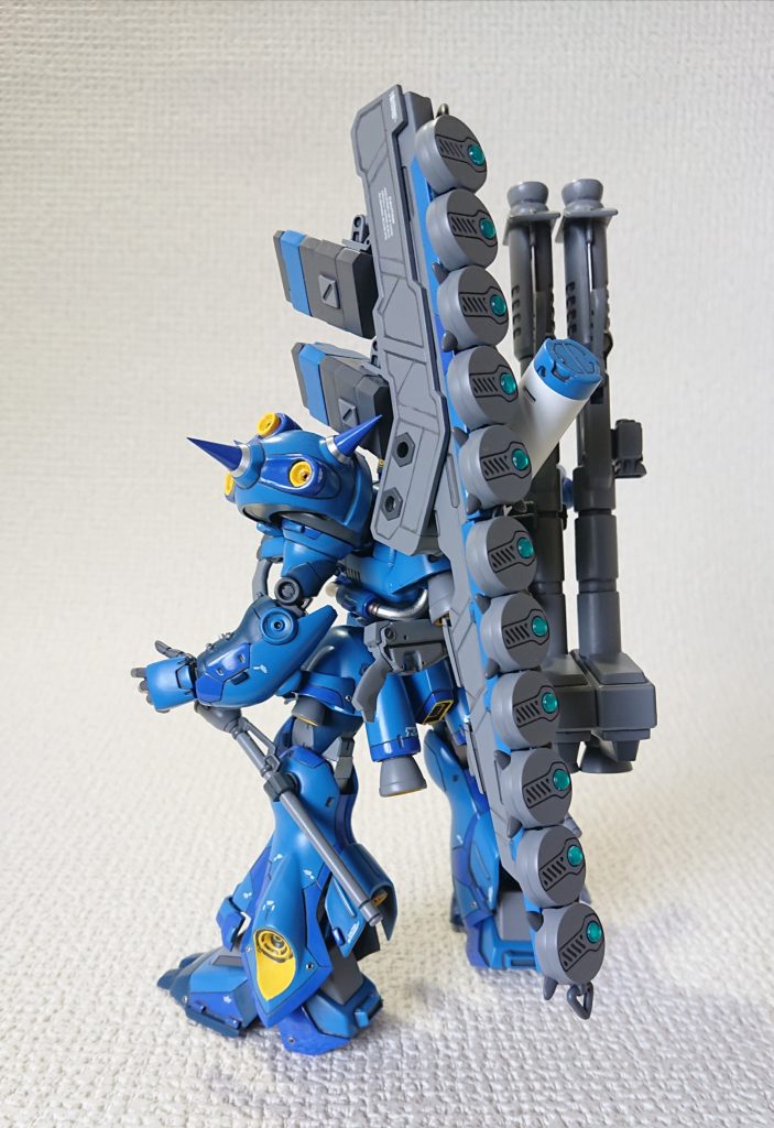 こんなに盛っても、足の接地面が大きいので安定感は十分です。