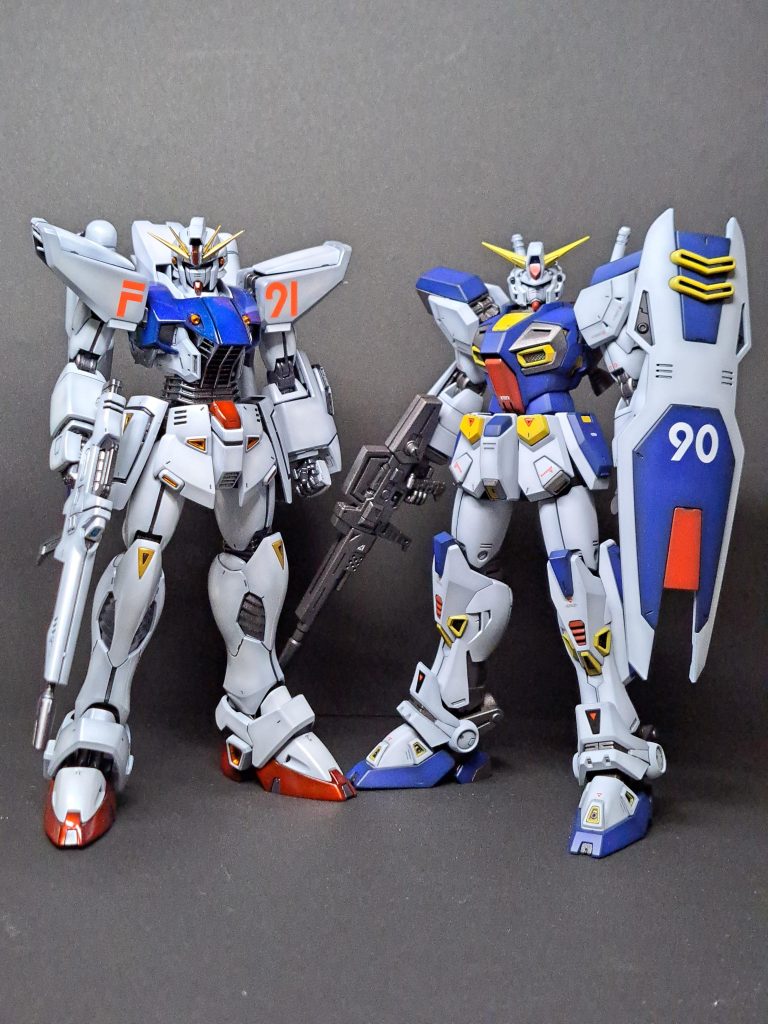 過去作のF91と。現在Vタイプは作成中!