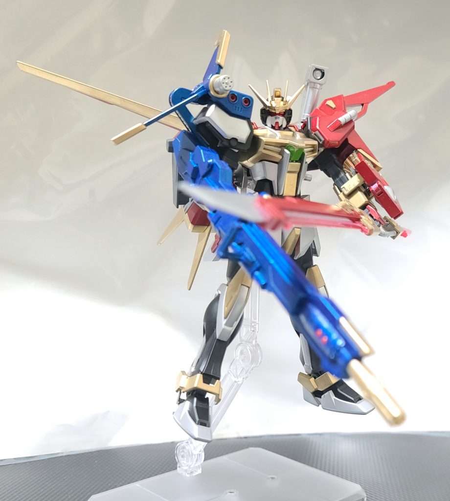 正直、トリニティフォームだと全然動かせなくて、ポージングに迷います。