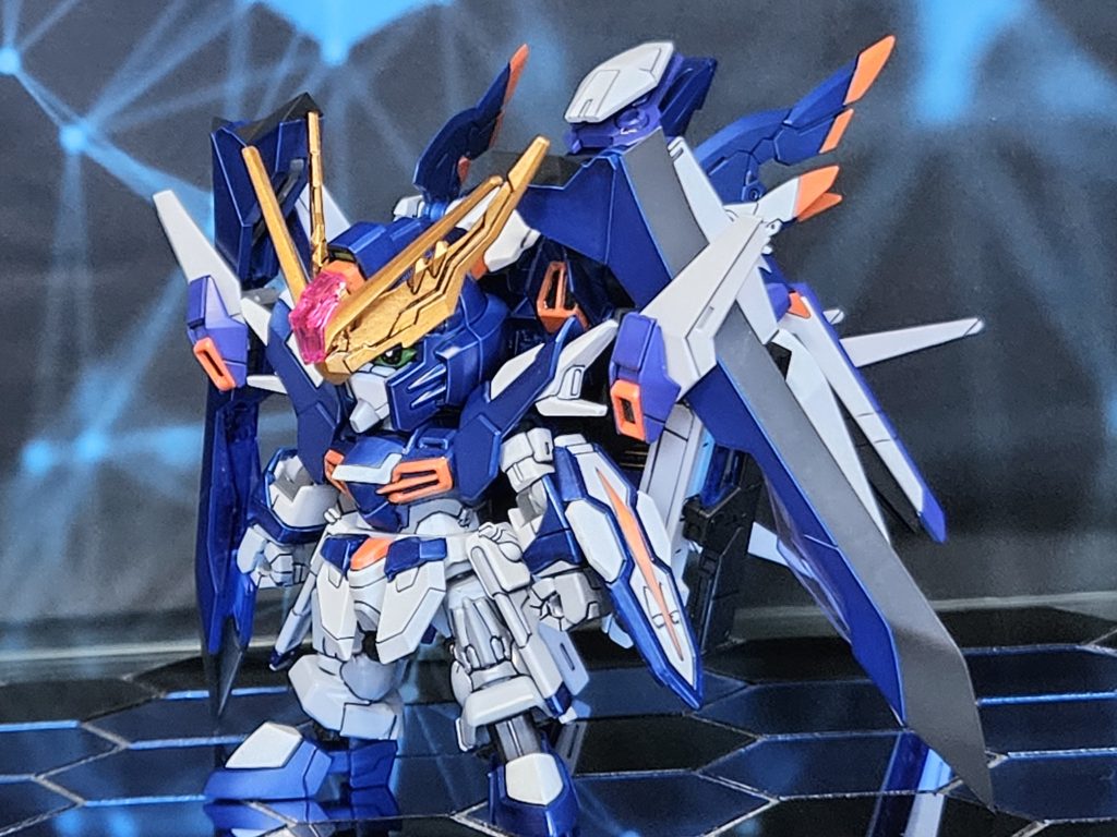 今回は缶スプレー タミヤカラーのマイカブルーとブルーバイオレットを使ってみましたが、上からミスターカラーで塗装したところ下地の塗料が溶けるのが早く扱いにやや手こずりました💦