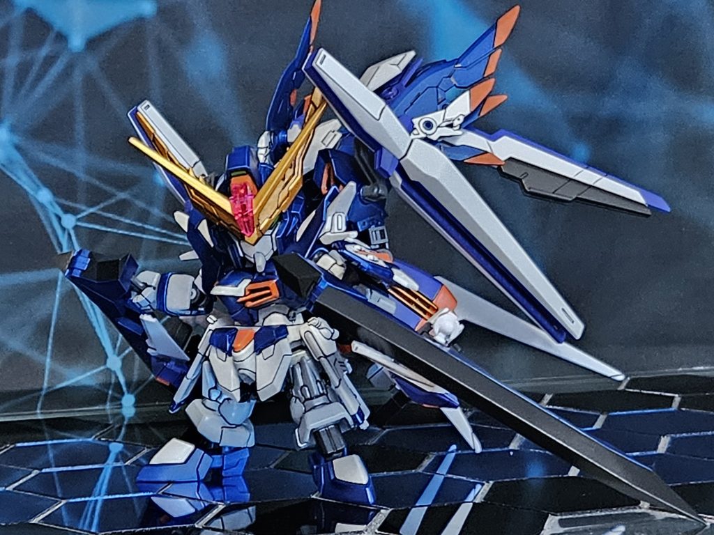 ウイングは元々コトブキヤのナイトマスターソードを分解して装着してるので持ち手が内装されておりヒートブレードとして使用可。