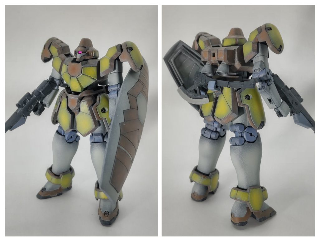 前後斜めからトリコロールカラーの制作が続いたので、色味が違いサクッと完成させられそうなマグアナックを選択したものの、思い付きで黒立ち上げ初挑戦をしてみたら意外に悪くない出来になりました。仕上げにこれも初使用のウェザリングカラーのホワイトダストを使ってみましたが、やり方なんでしょうが思ったような感じにはなりませんでした。 ちなみに付属のナンバーシールは、つや消ししてから貼り忘れに気付いてしまい…