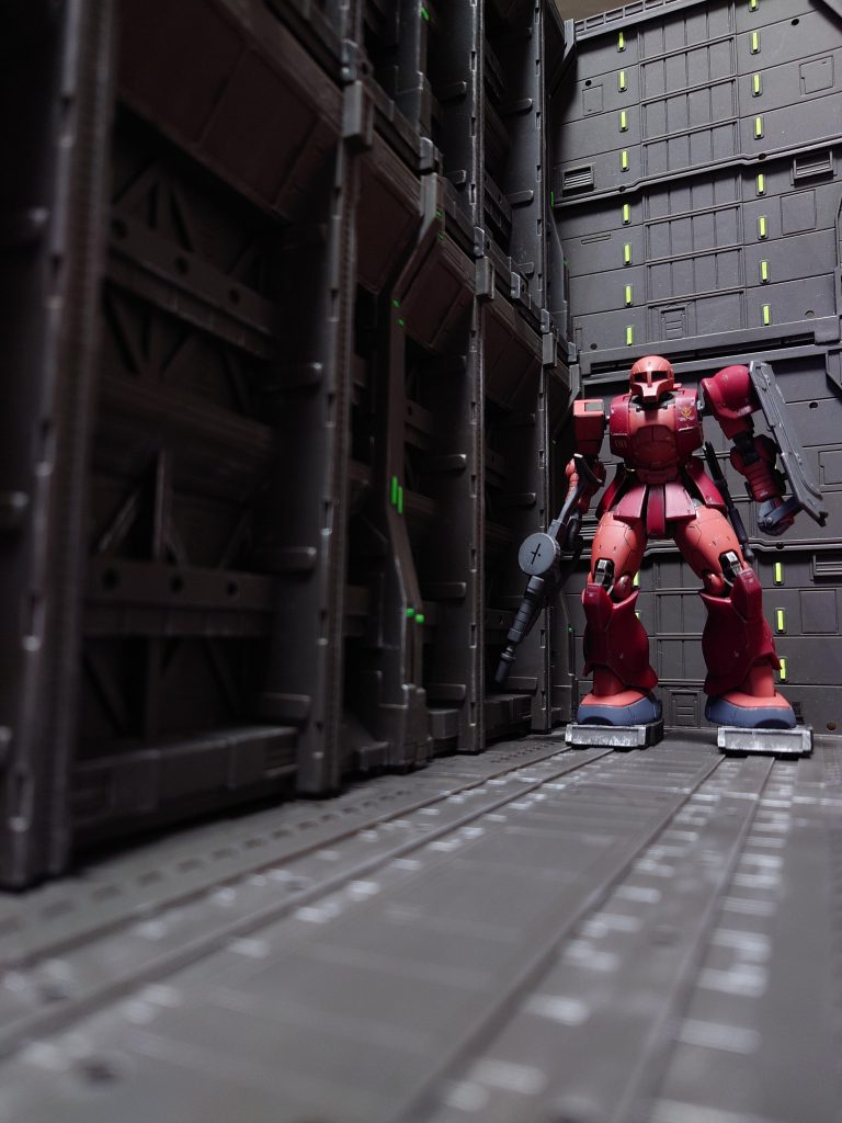 シャア・アズナブル出るぞ！