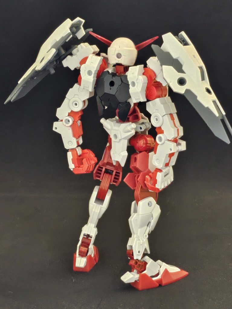 背面腕が重くて後ろに下がっていた。どおりで正面から見えないはずだ😵⤵️