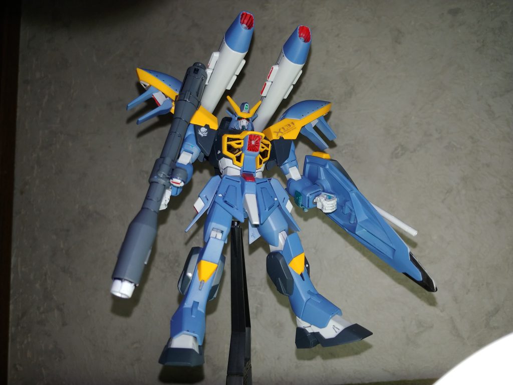 細書きスミ入れマーカーでラインをサクリとなぞり書きして簡単仕上げ