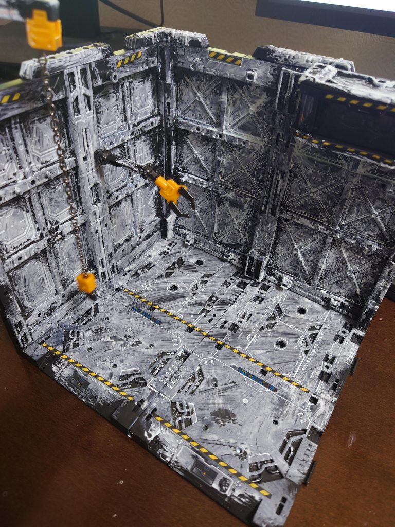 山田化学さんのディスプレイベースシリーズを組み合わせて基地を作りました。