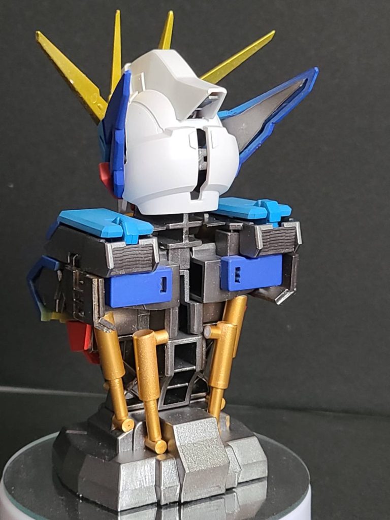 背面はスカスカ