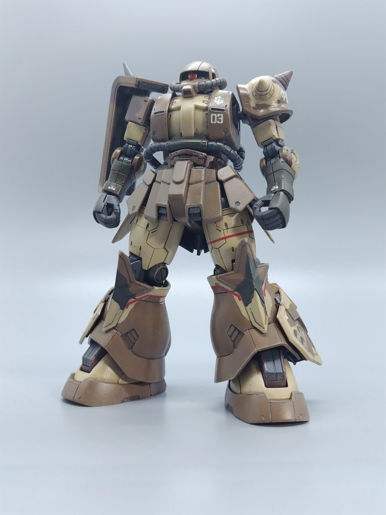 オリジン系ザク、グフはすでに色々と作っており出来の良さは知っての通り。特に気になるところもなくいつものように無改造です。