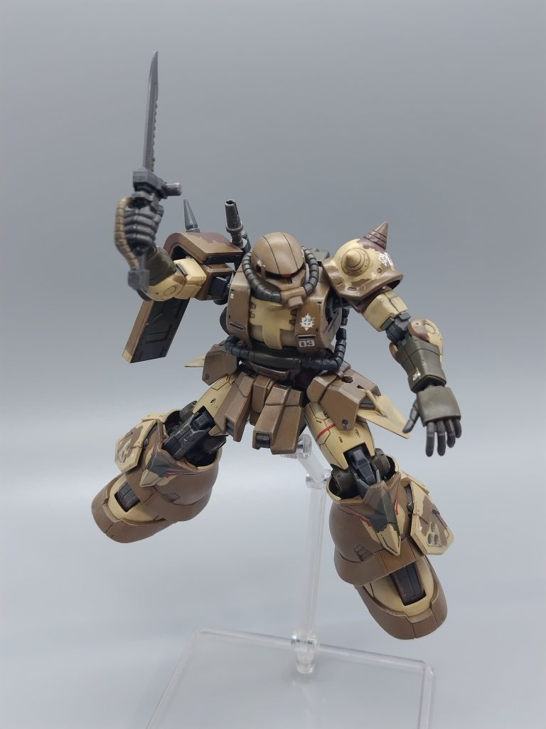 映像作品は観てないのですがこの足はどのくらい飛べるんでしょうか?