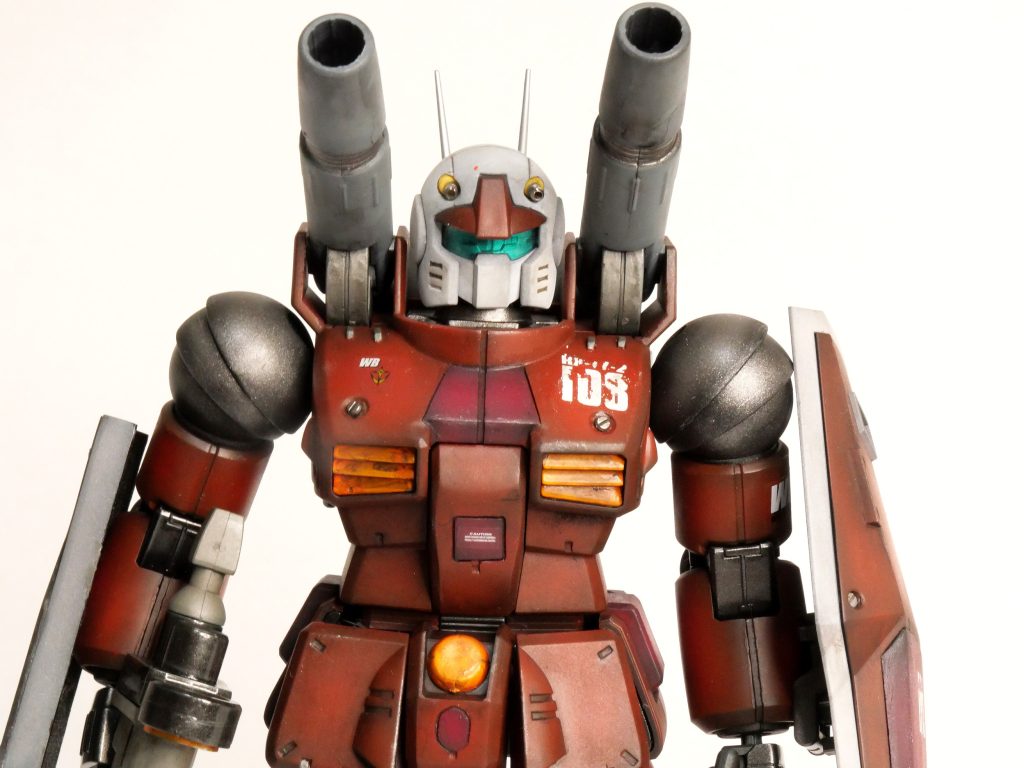 メタルパーツも汚しを入れて馴染みました。