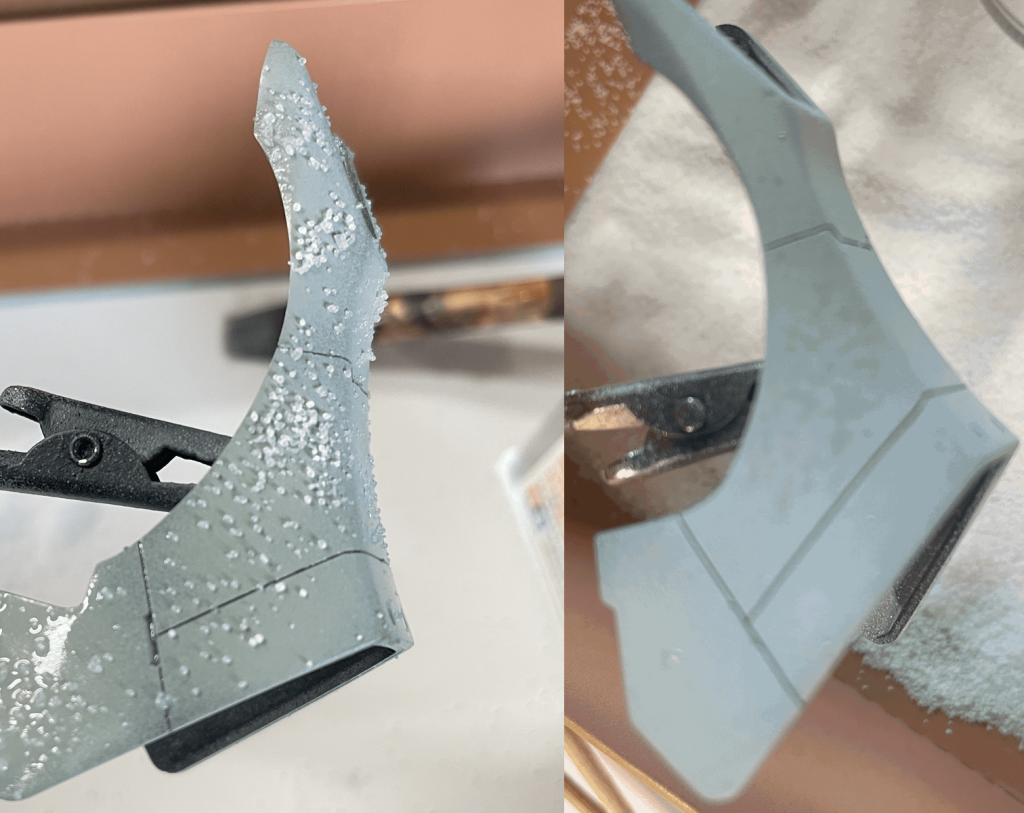 【塗装】黒下地からガルグレーで黒立上げ。その上から食塩をふりかけてからライトグレーでハイライトを吹いてます(この時大半の塩が吹っ飛んでいく)最後にウェザリングカラーのマルチグレーでウォッシングして全体的にぼかしてます。個人的には面白い風合いになったと思いましたが…うーん、これはまた写真じゃ伝わらないやつだね… 