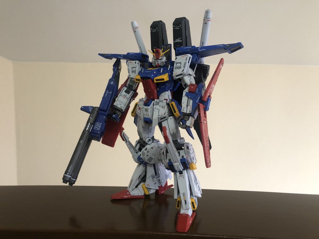 全体 正面ZZは仁王立ちでもカッコイイですねっ😊