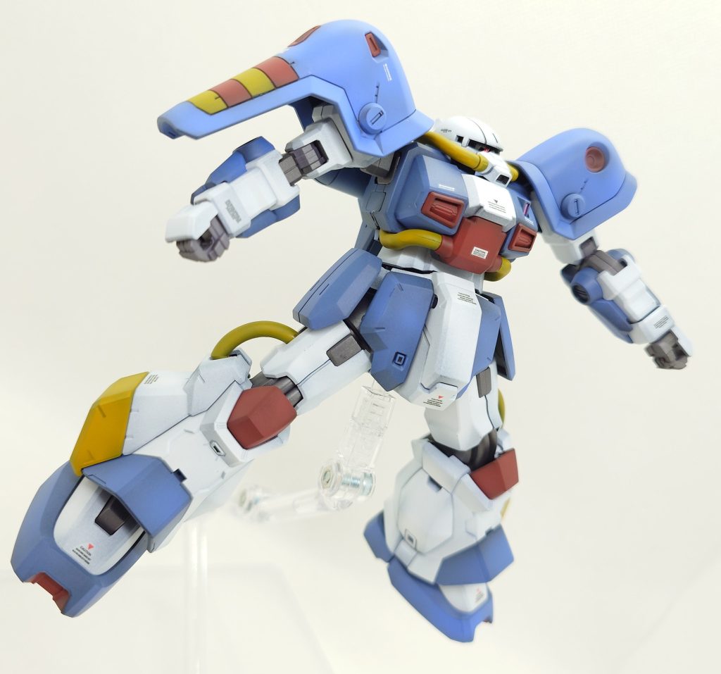 精一杯のアクションポーズ(zaku-kao4)