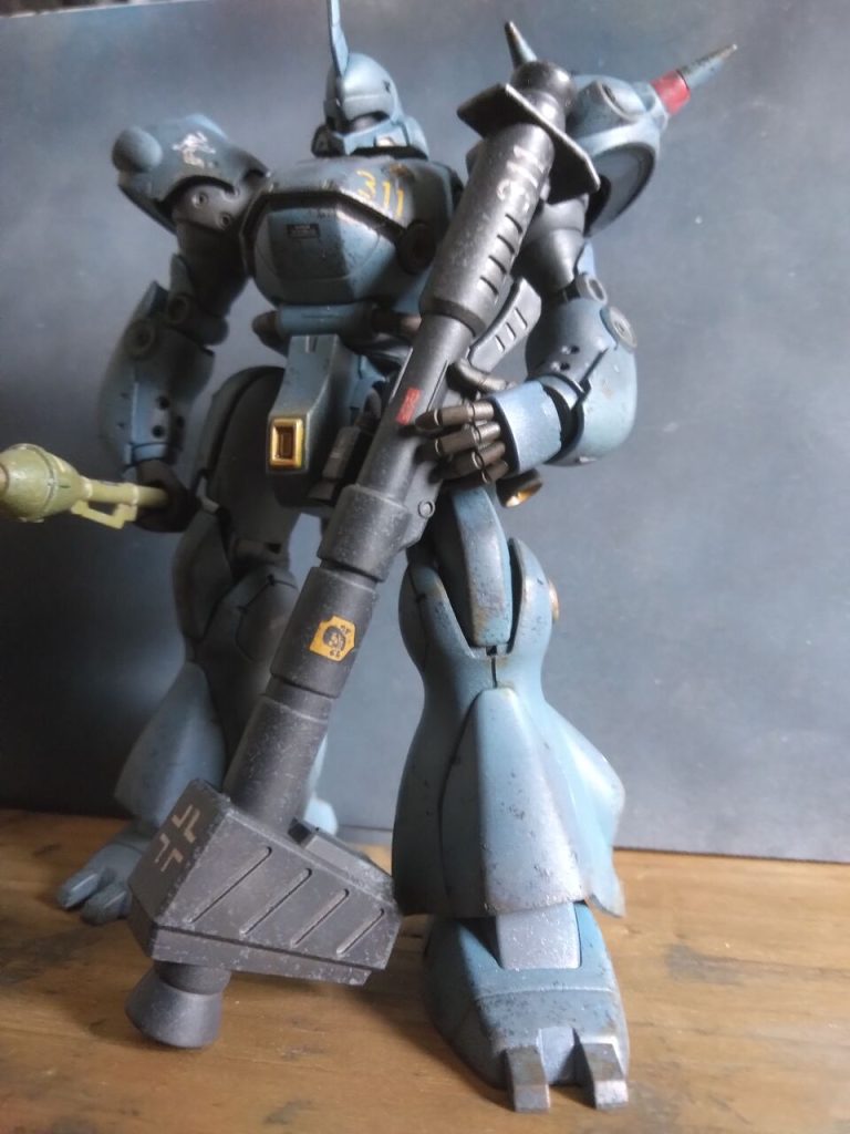 HGケンプファー–2枚目/制作者：Melissa Caroline Davidson