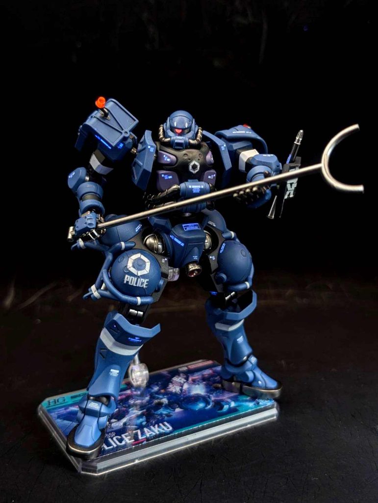 説明書に軍警ザクの武器として刺股（さすまた）と記載されてたので余りランナーで作ってみました