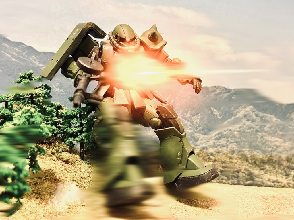 ジオン視点も入れてみたくて書いてみました。「シャドウファントム」という題が「こんなとこにいるはずのないガンダムが、実はちょこっと活躍?してました」という話を想定していたので、ジオン側の視点はちょうどいいと思いました。こちらはアーロン撃墜時、いつものようにブレさせてみたバージョンです。最初はこちらで投稿していましたが、今使用している写真の方が、着弾時の火球の感じが、いい感じにエグくて好きなので、直しました。