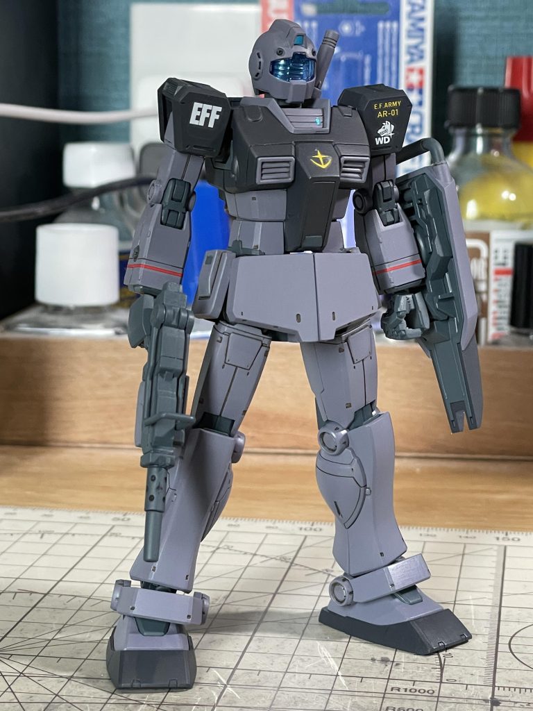 ジムナイトシーカー(ヴァースキ機)を制作した際に余ったパーツとオリジンジムでノーマルジムにし、ホワイトディンゴ隊カラーにしました。