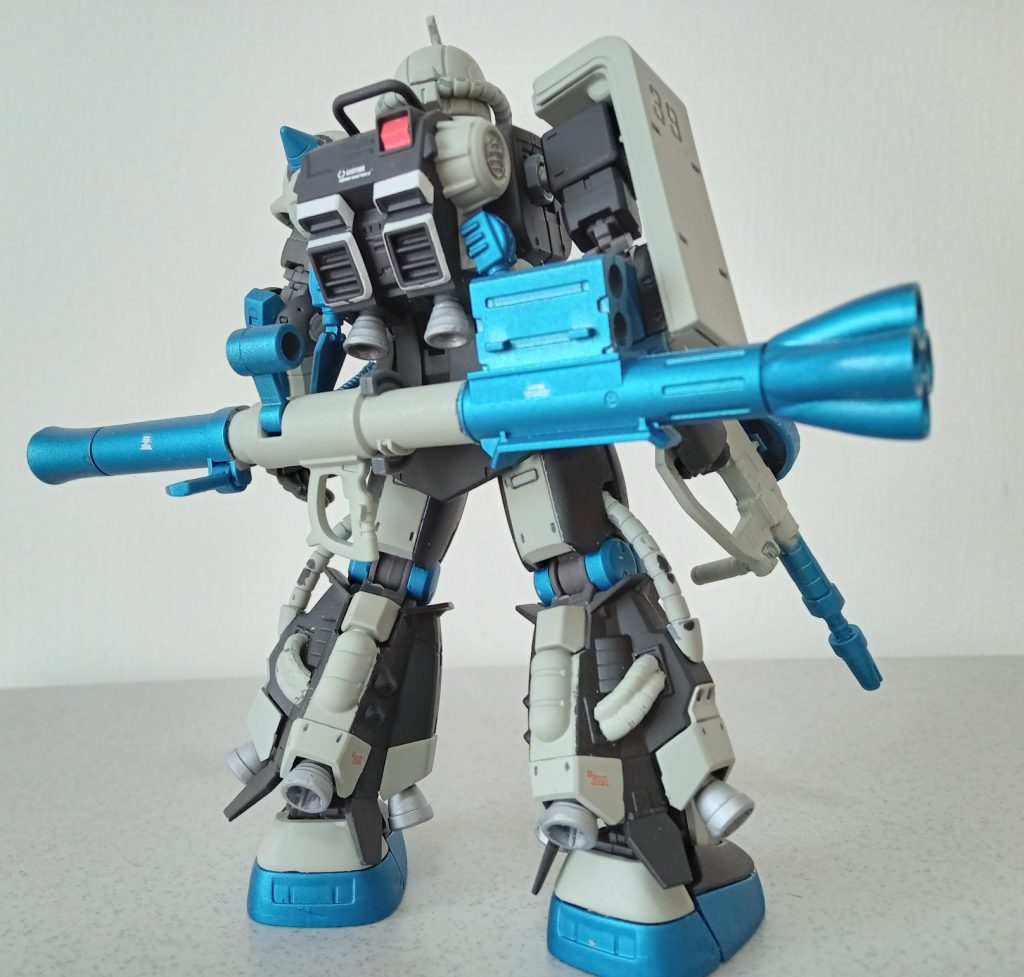 ミクガンダムもデザインは公開されているので、そのうち限定でリリースされると思いますが、まず手に入らないと思うので、そのうち別モデルで制作しようと思います。