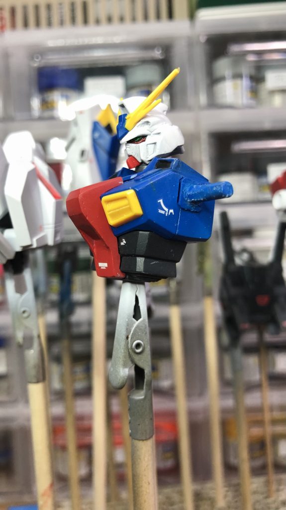 ツインアイの塗り分け大変でした😅