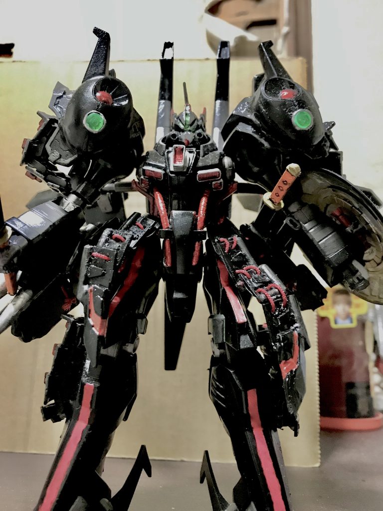 正面から。　下半身はプラ板で侍っぽく。