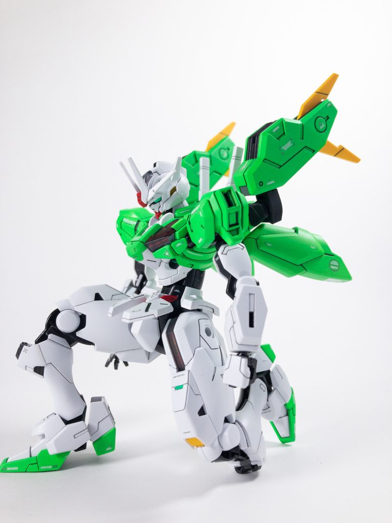 全体のモールド貼り直しは100均のけがき針とデザインナイフを使いました。