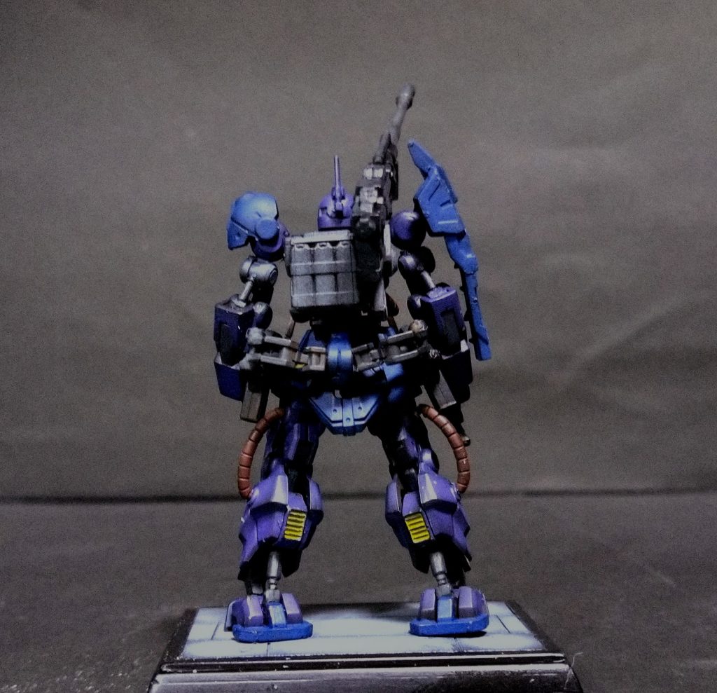 このΖ版のカラーは昔嫌いでしたが、こんな風にすると、これはこれでカッコ良いですね😊