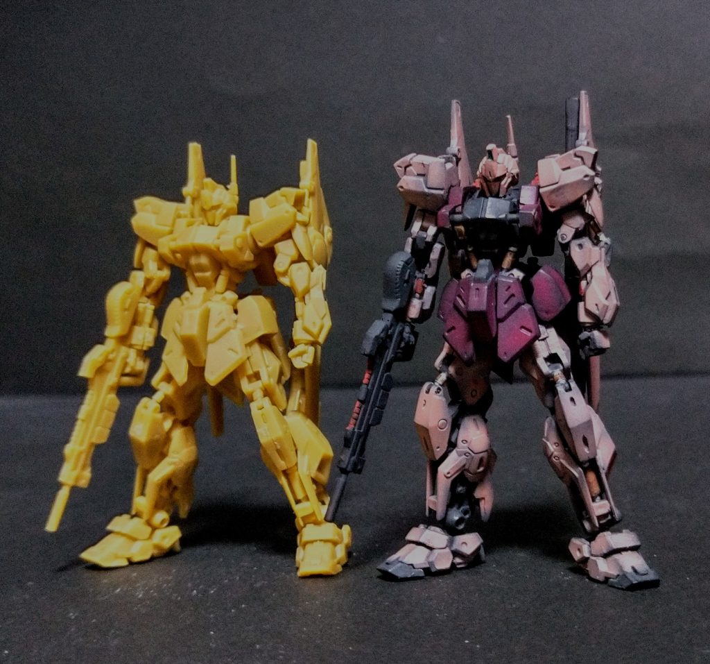 斜め前から❗️肩の取付け位置を上げたのがよく解りますね🤣