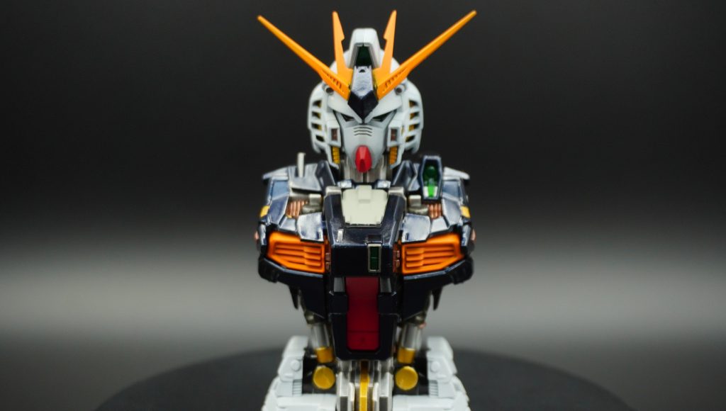 MSメカニカルバスト・νガンダムのお手軽塗分け–2枚目/制作者：モルモット