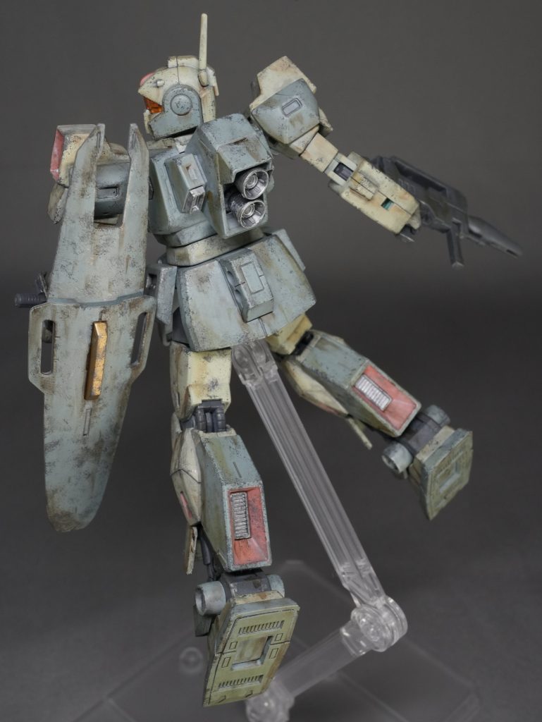 今回のネモは水性ホビーカラーの練習台でもありました。使用塗料は・・・緑 → スカイ(ダックエッググリーン)青 → RLM65ライトブルー赤 → シャア専用機ピンク黃 →スーパーファインゴールド水性ホビーカラーはもっと積極的に使っていきたい。匂いが少ないのはちゃんとした塗装ブースがない身にはありがたいから。