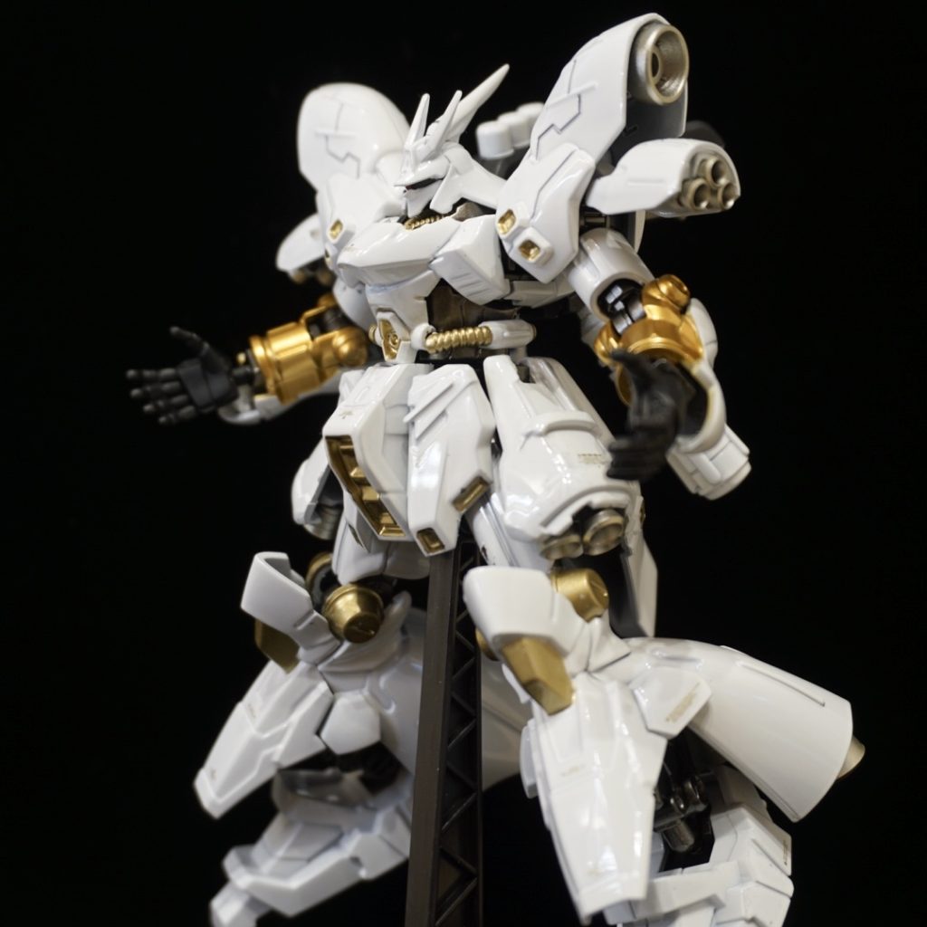 チタニウムフィニッシュサザビー–3枚目/制作者：@takelectric