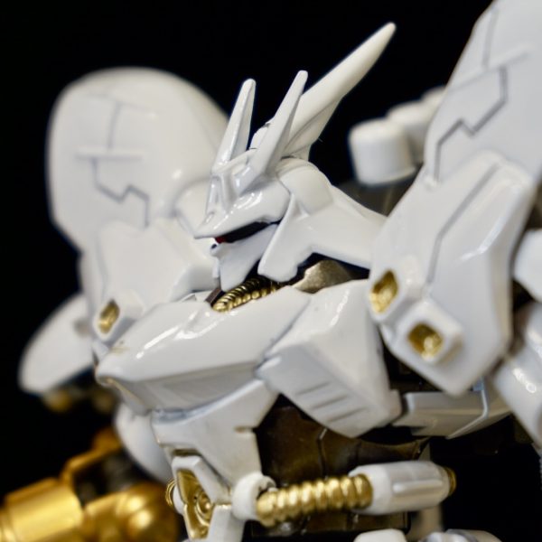 チタニウムフィニッシュサザビー