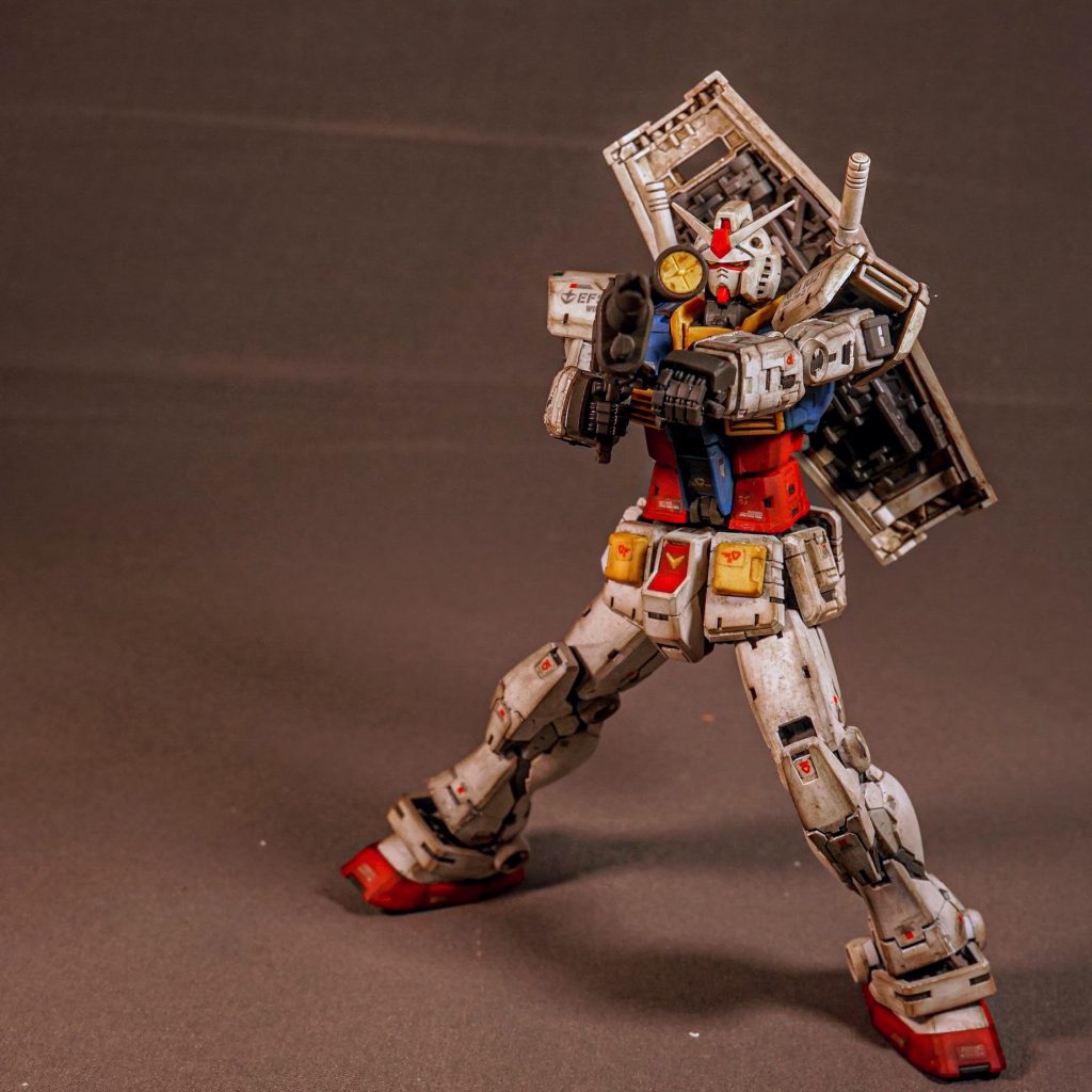 RX-78-2 ガンダム Ver.2.0–5枚目/制作者：しるばにあ