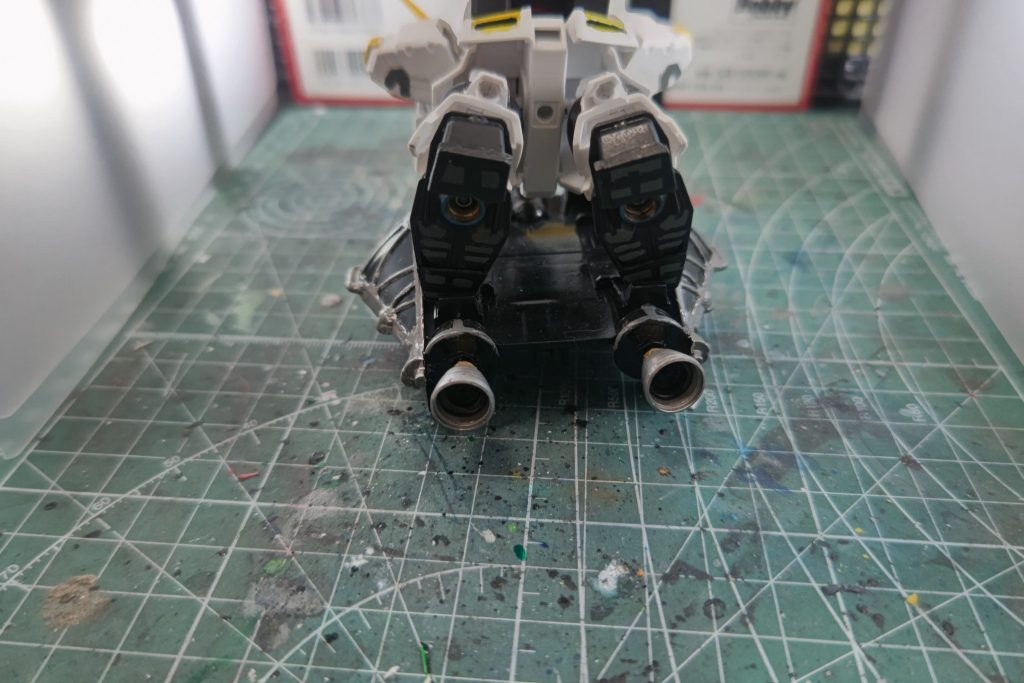 ニュウガンダム–4枚目/制作者：@kurosukenoheya