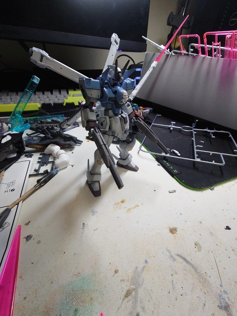 塗装が色々下地段階の時のものです。