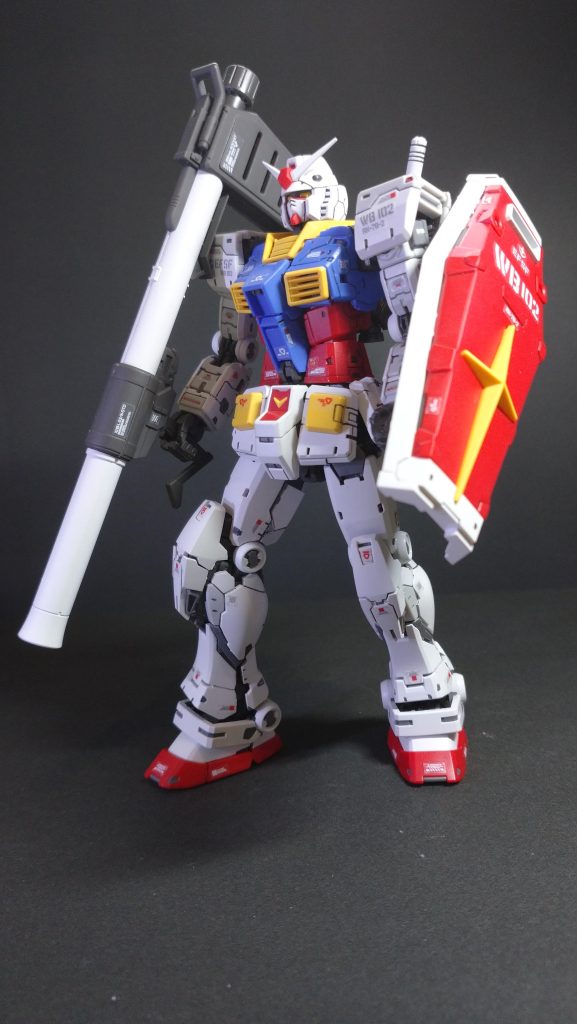 バズーカを携え、出撃途中の様子 前作のザクもそうでしたが、やはりバズーカはイイですね