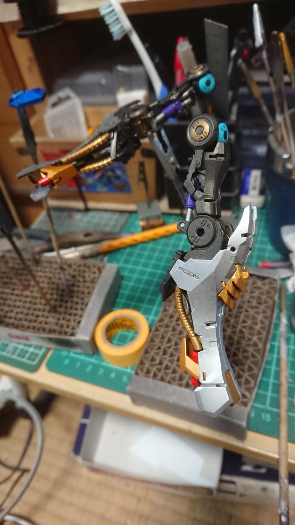 ■作成今回は色分けなどやりたくて、本体筋彫り、ディテールなど細かい改造にこだわりました。