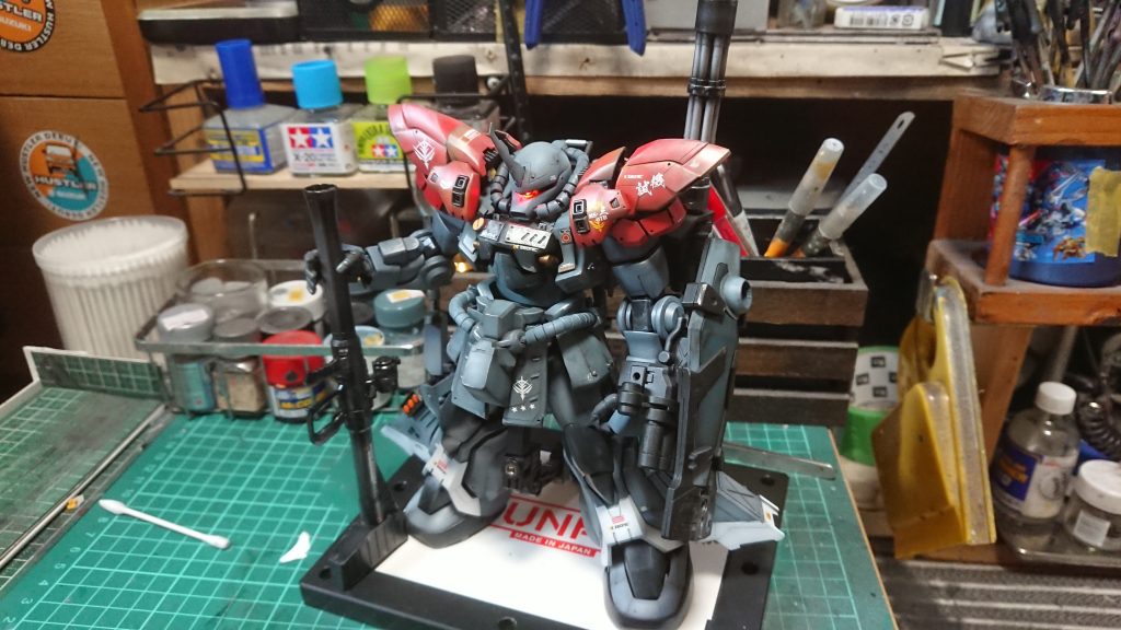 ■カラーカラーはイフリート改をイメージしウェザリングにハイライトグラデーションをいれて汚してます。