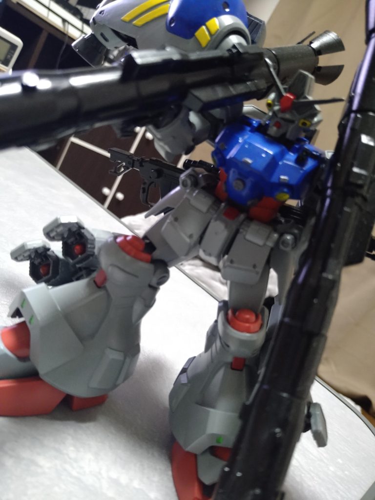 ソロモン核攻撃後のコロニー落としにミサイルとダブルビーム・バズーカで参戦