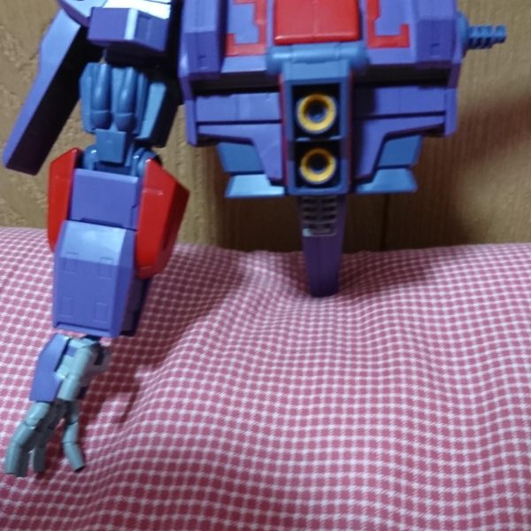 今回はサイコガンダムMk-Ⅱ製作開始回です。本当は30MSユフィアの塗装が終わってから製作したかったのですが家の防水工事が始まるからベランダでの作業が一切出来なくなるのでやることがないのでサイコガンダムMk-Ⅱ製作を前倒しした感じです。 とりあえず、頭部だけ作りアンテナはシャープ化しました。完成したらまたサイコガンダムみたいにウェザリングかも？（3枚目）