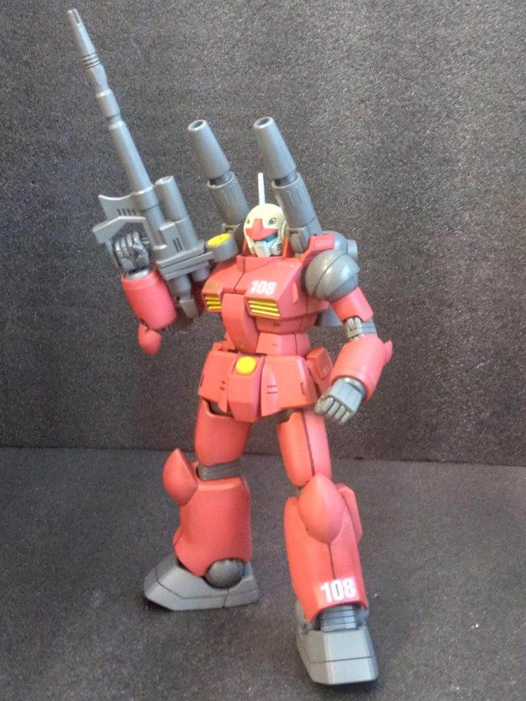 いつも主役機ばかりつくっていましたが、スタイリッシュさよりも力強さのある機体を作るのもいいですね!