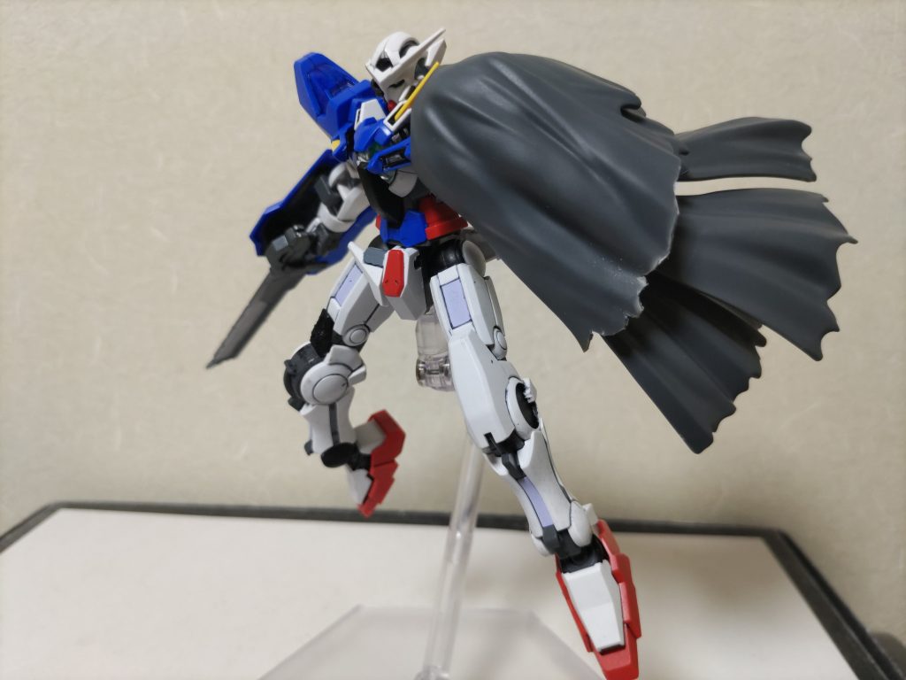 左肩のマントは30MMの物を切り貼り