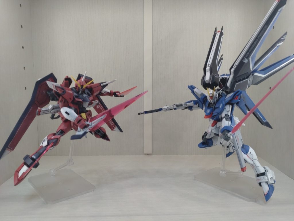 前回制作したイモータルジャスティスガンダムと共に