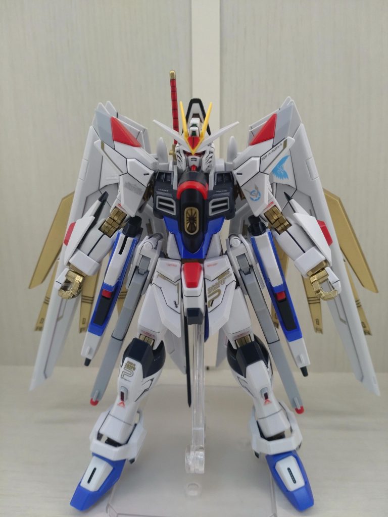 ライフル装着させると脇がしまららいですなぁ