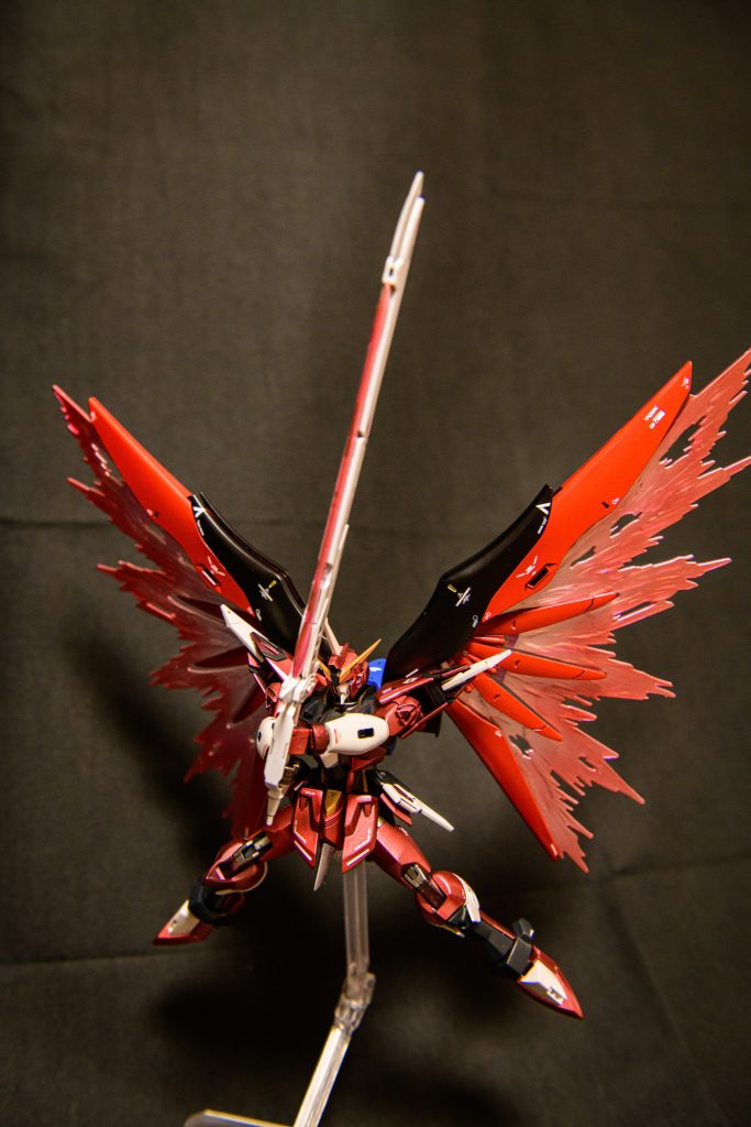 違和感もさほどなく、腕も普通に可動してアロンダイト持たせれましたが、結構パーツポロポロ外れるんで(主に腰)大変でしたww